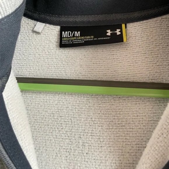 Under Armour 1/4 Zip - Gray - Size: M - Picture 2 of 2